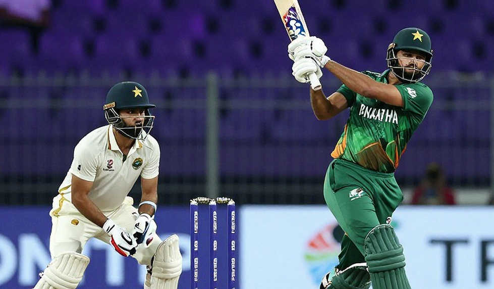 লিয়ন বাদ: জেবেরহার চার পেসার আসলে সাহসের সিদ্ধান্ত, নাকি আবহাওয়ার কাছে ধার করা সাহস?