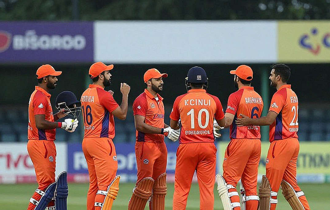 ক্রিকেটের ব্লকচেইন খাতা: ফ্র্যাঞ্চাইজি ফি, ফ্যান টোকেন আর ডেটার অদৃশ্য বিল